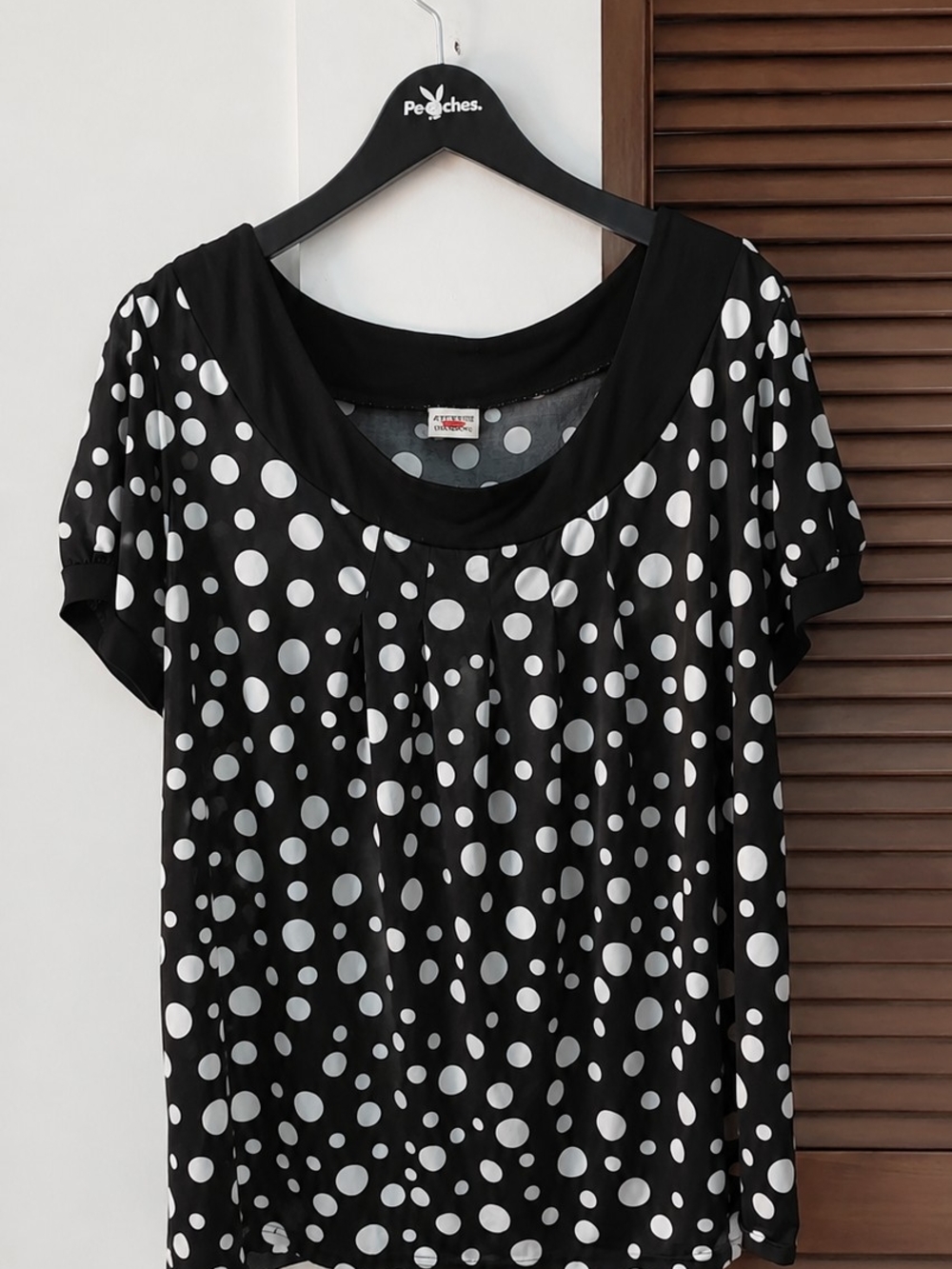Polka Dot Short Sleeve Scoop Neck Top Black/White